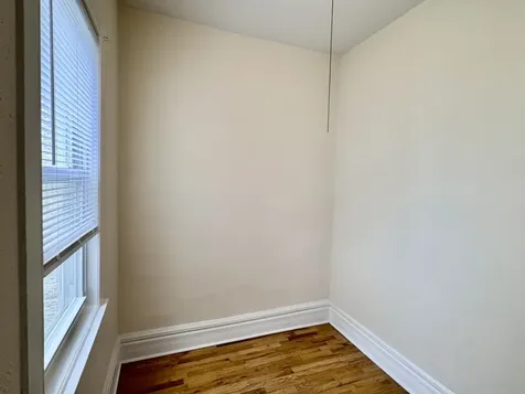 3229 North Wilton Avenue Chicago IL 60657