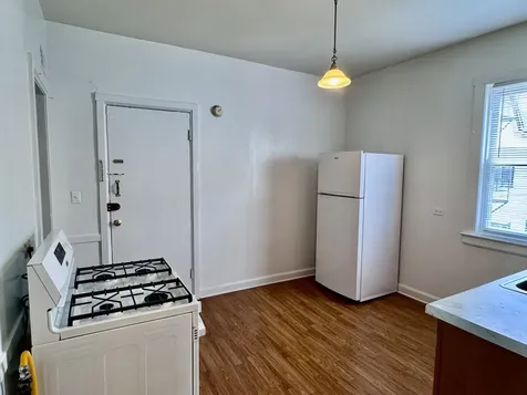 3229 North Wilton Avenue Chicago IL 60657