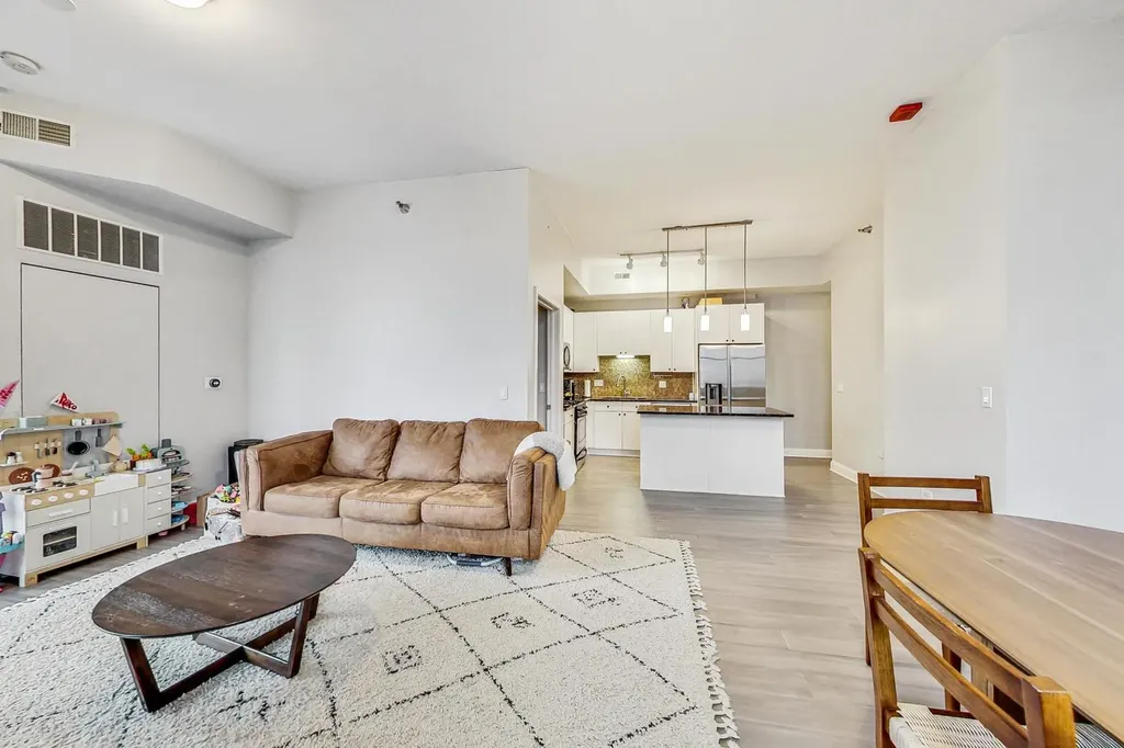 1464 South Michigan Avenue Chicago IL 60605