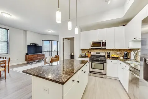 1464 South Michigan Avenue Chicago IL 60605