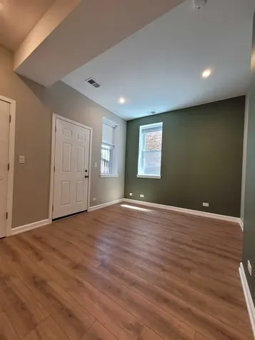 4739 North Albany Avenue Chicago IL 60625