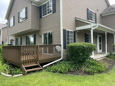 462 Village Creek Drive Lake In The Hills IL 60156