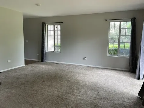 462 Village Creek Drive Lake In The Hills IL 60156