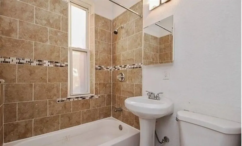 1124 South Sacramento Boulevard Chicago IL 60612