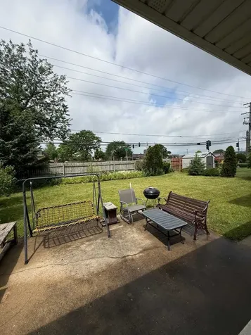 466 Lillian Lane Des Plaines IL 60016