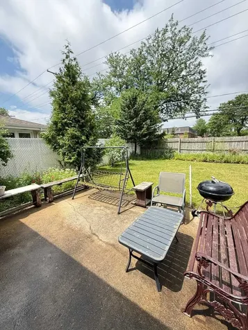 466 Lillian Lane Des Plaines IL 60016