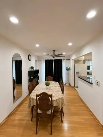 466 Lillian Lane Des Plaines IL 60016