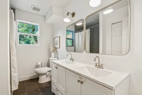 3433 Flossmoor Road Homewood IL 60430