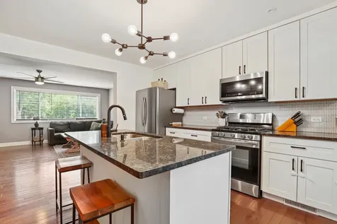 3433 Flossmoor Road Homewood IL 60430