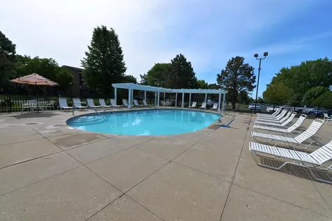 650 Perrie Drive Elk Grove Village IL 60007