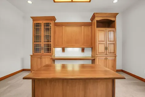 606 West Oak Street Fairbury IL 61739