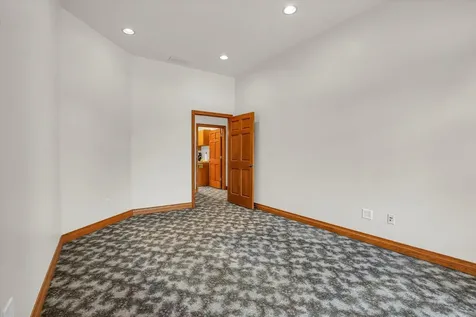 606 West Oak Street Fairbury IL 61739