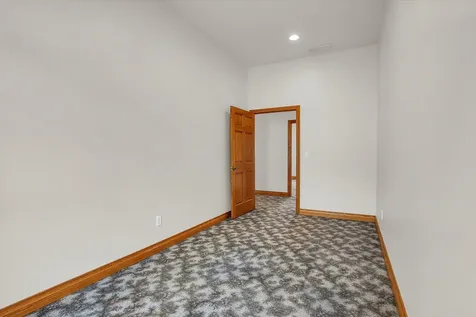 606 West Oak Street Fairbury IL 61739