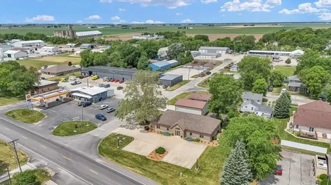 606 West Oak Street Fairbury IL 61739