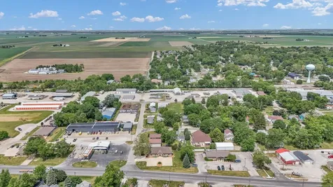 606 West Oak Street Fairbury IL 61739