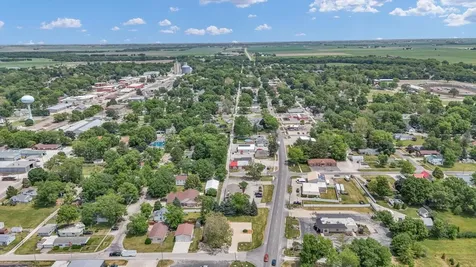 606 West Oak Street Fairbury IL 61739