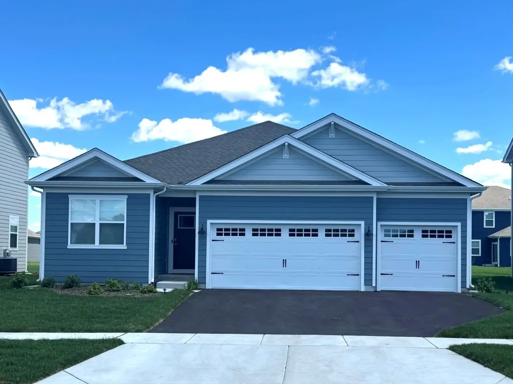 284 Snowdrop Lane Elgin IL 60124