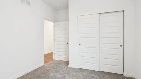 284 Snowdrop Lane Elgin IL 60124