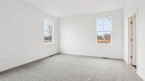 284 Snowdrop Lane Elgin IL 60124