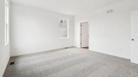 284 Snowdrop Lane Elgin IL 60124