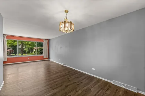 1916 East Yuma Lane Mount Prospect IL 60056