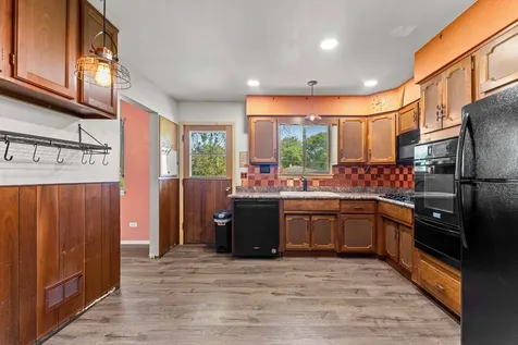 1916 East Yuma Lane Mount Prospect IL 60056