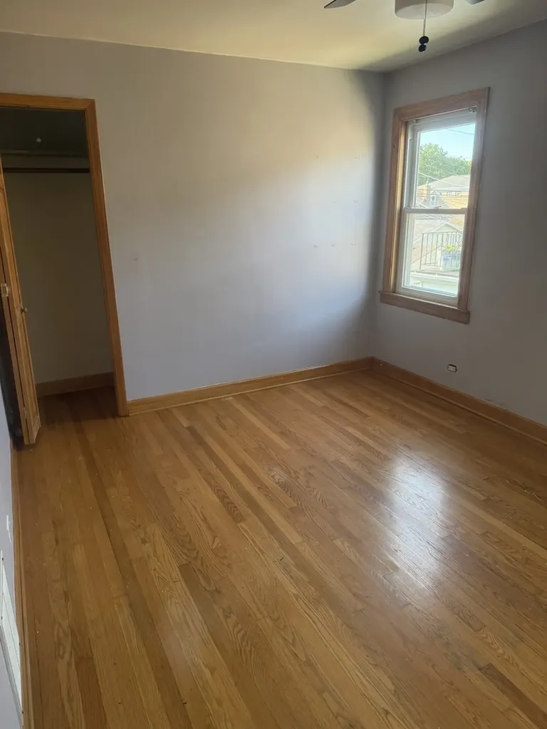 5038 North Mango Avenue Chicago IL 60630