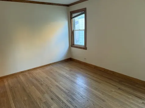 5038 North Mango Avenue Chicago IL 60630