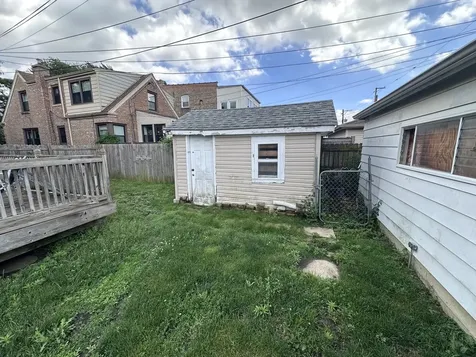 5038 North Mango Avenue Chicago IL 60630