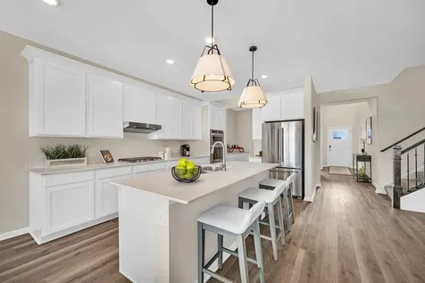 280 Snowdrop Lane Elgin IL 60124