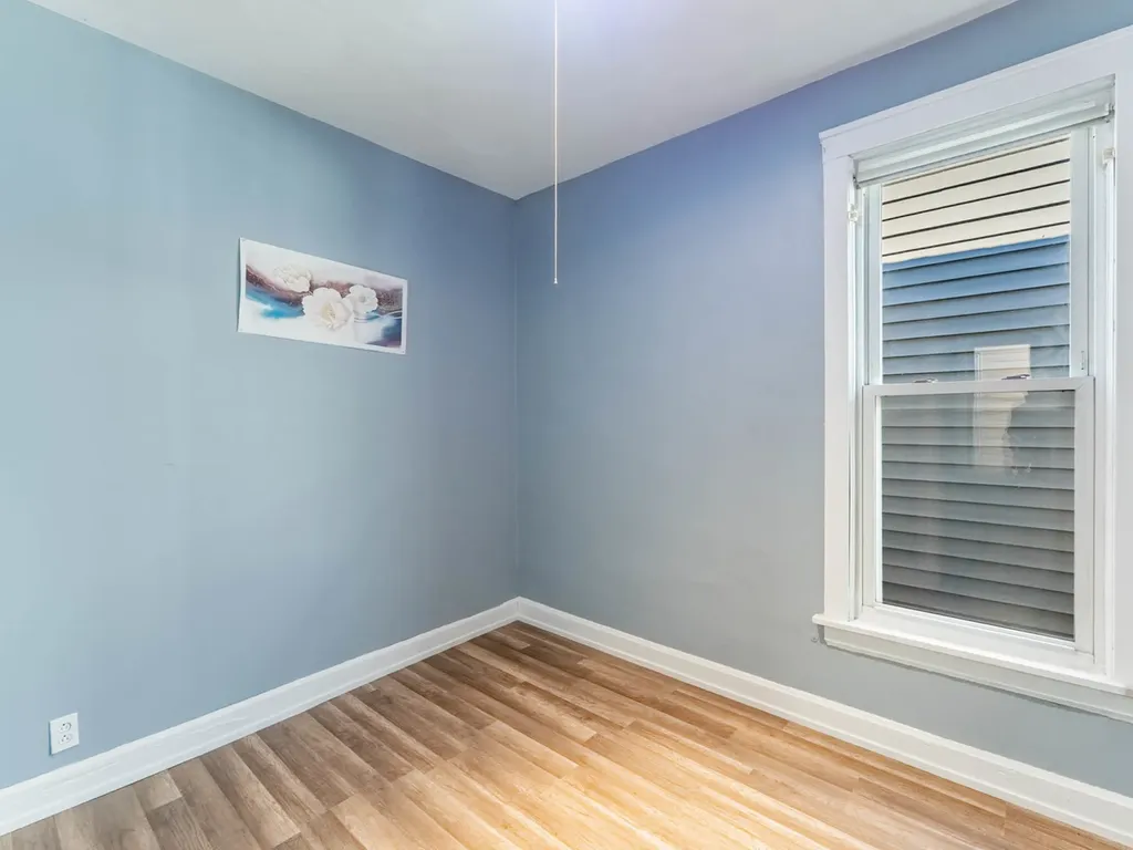 7041 South Throop Street Chicago IL 60636
