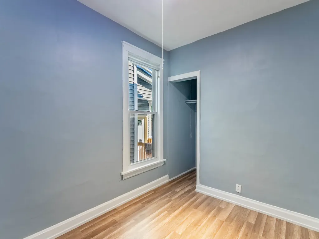 7041 South Throop Street Chicago IL 60636