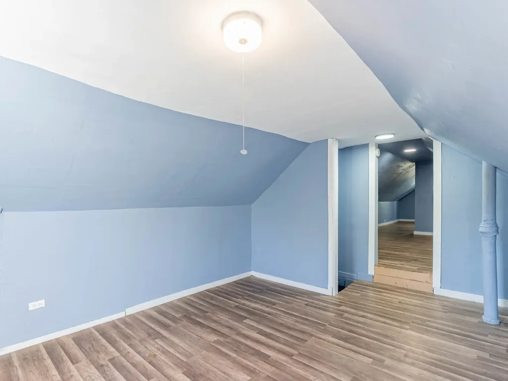 7041 South Throop Street Chicago IL 60636