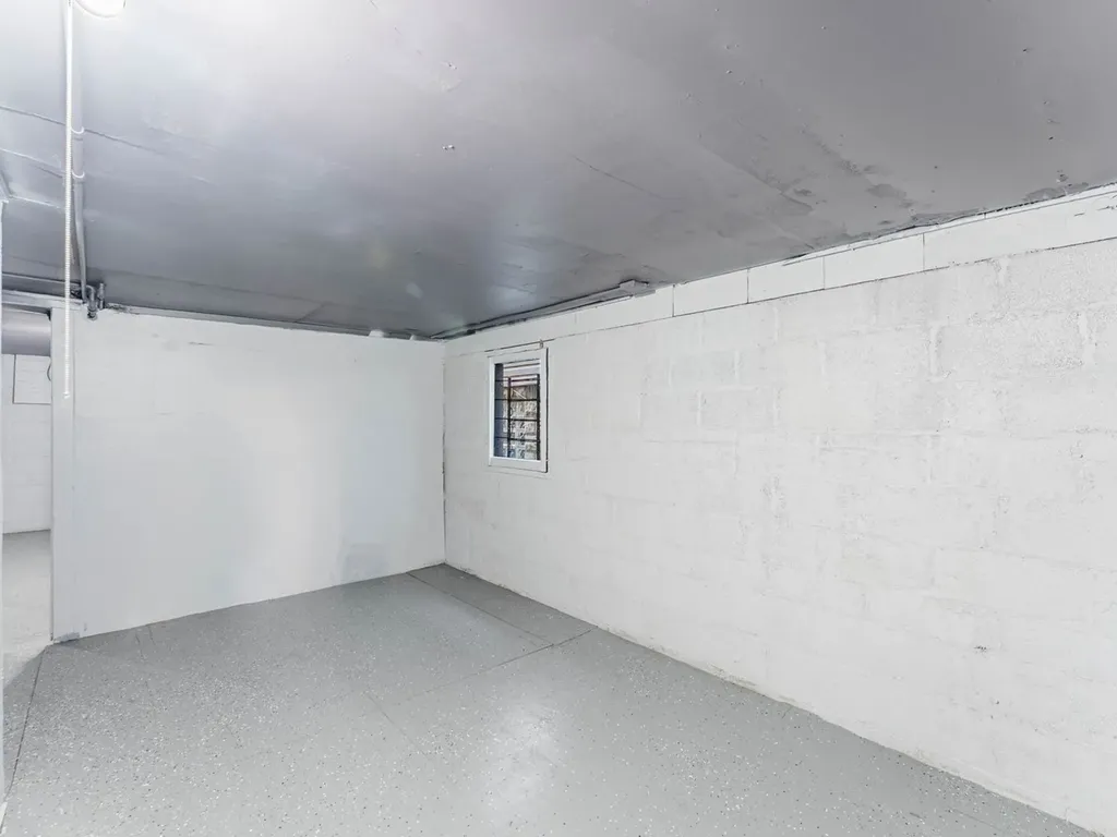 7041 South Throop Street Chicago IL 60636