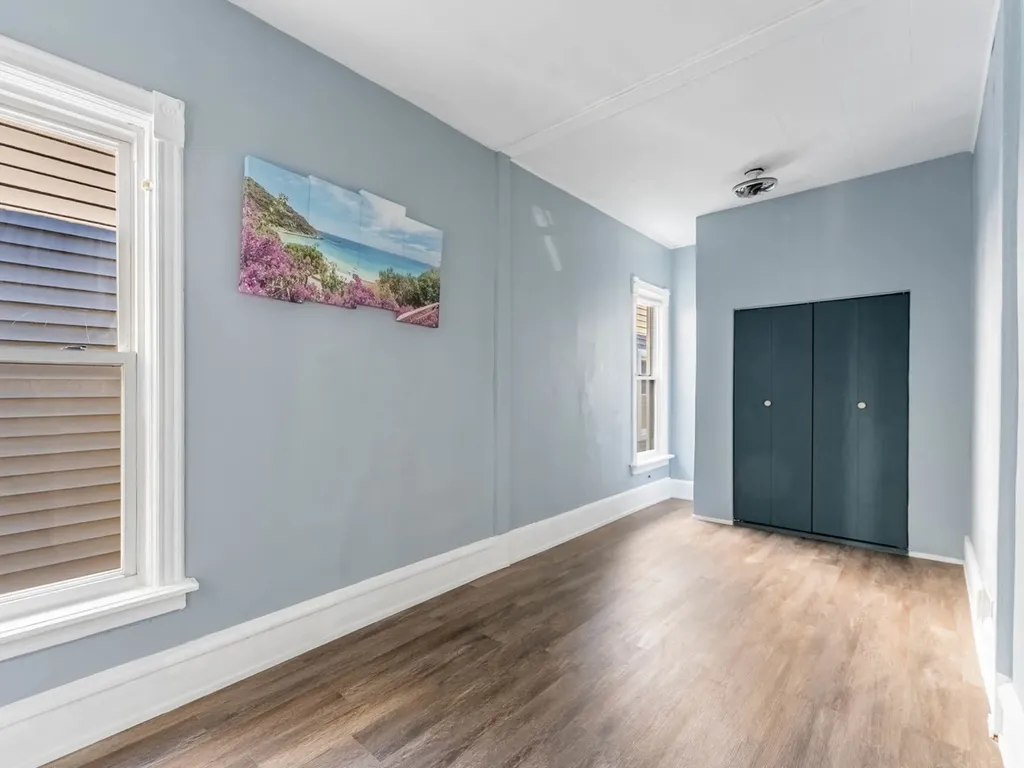 7041 South Throop Street Chicago IL 60636