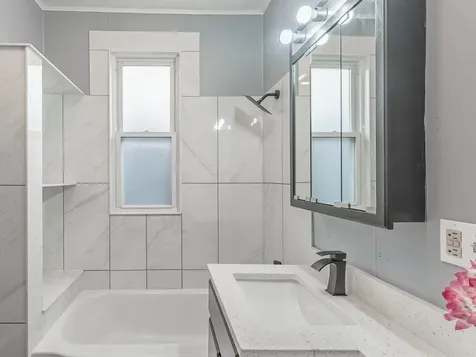 7041 South Throop Street Chicago IL 60636