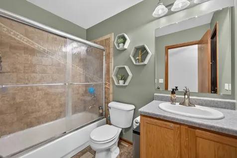 10205 Sharon Lane Hebron IL 60034