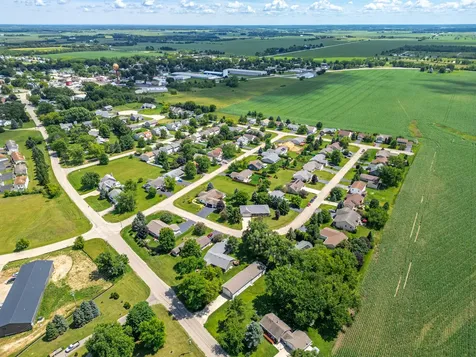 10205 Sharon Lane Hebron IL 60034