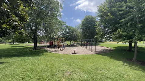 485 Harrison Court Vernon Hills IL 60061