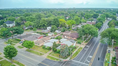 9137 Central Avenue Morton Grove IL 60053