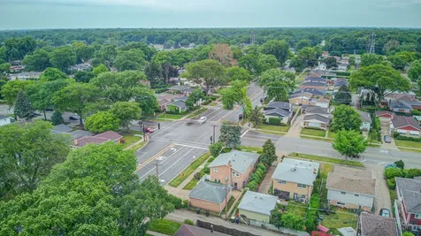 9137 Central Avenue Morton Grove IL 60053