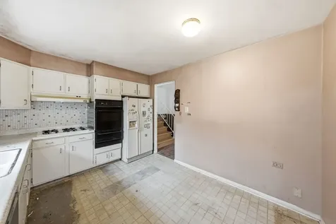 9137 Central Avenue Morton Grove IL 60053