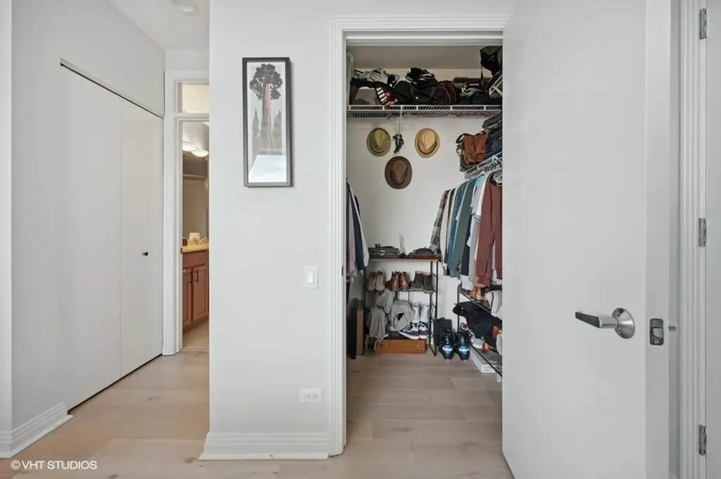859 West Erie Street Chicago IL 60642