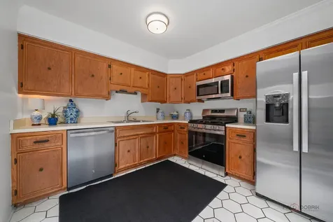 1111 South Waukegan Road Lake Forest IL 60045