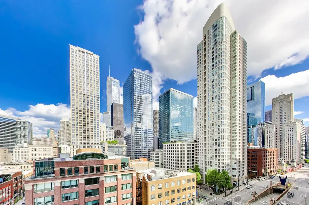 400 North La Salle Drive Chicago IL 60654
