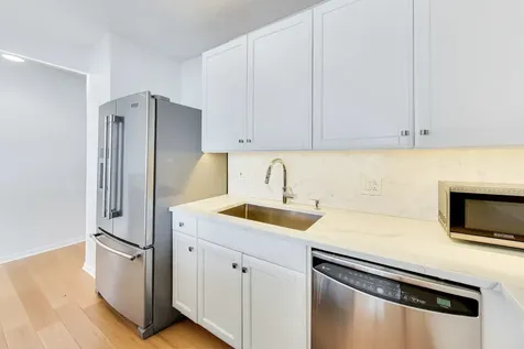 400 North La Salle Drive Chicago IL 60654