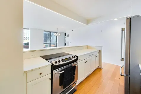 400 North La Salle Drive Chicago IL 60654