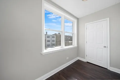 6833 South Merrill Avenue Chicago IL 60649