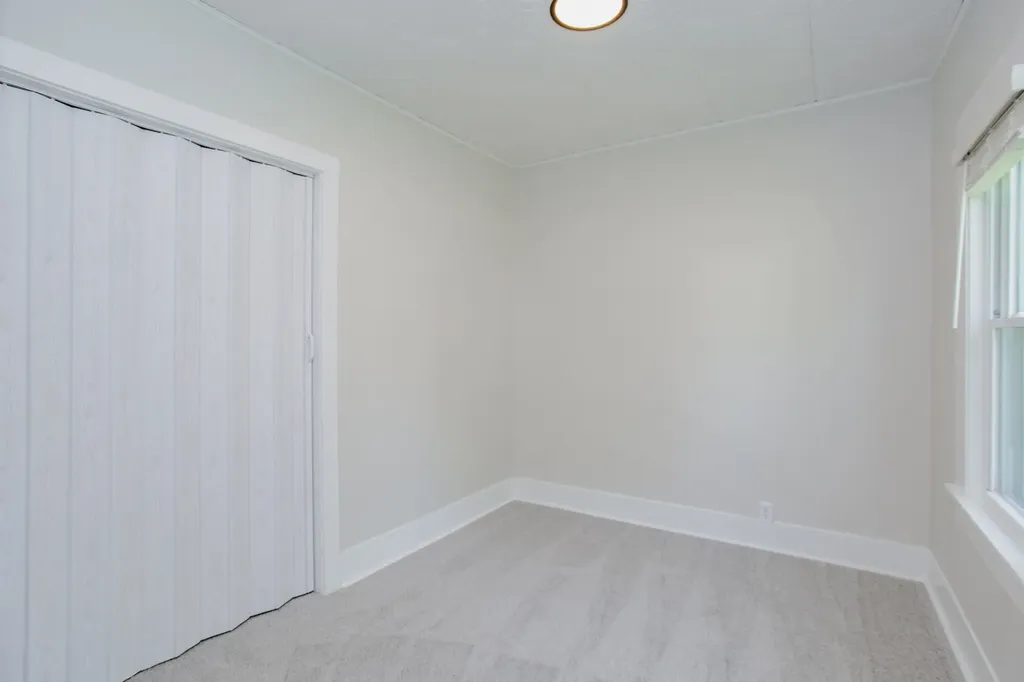 22W724 Saint Charles Road Glen Ellyn IL 60137