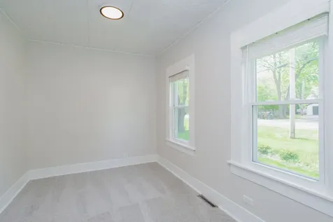 22W724 Saint Charles Road Glen Ellyn IL 60137